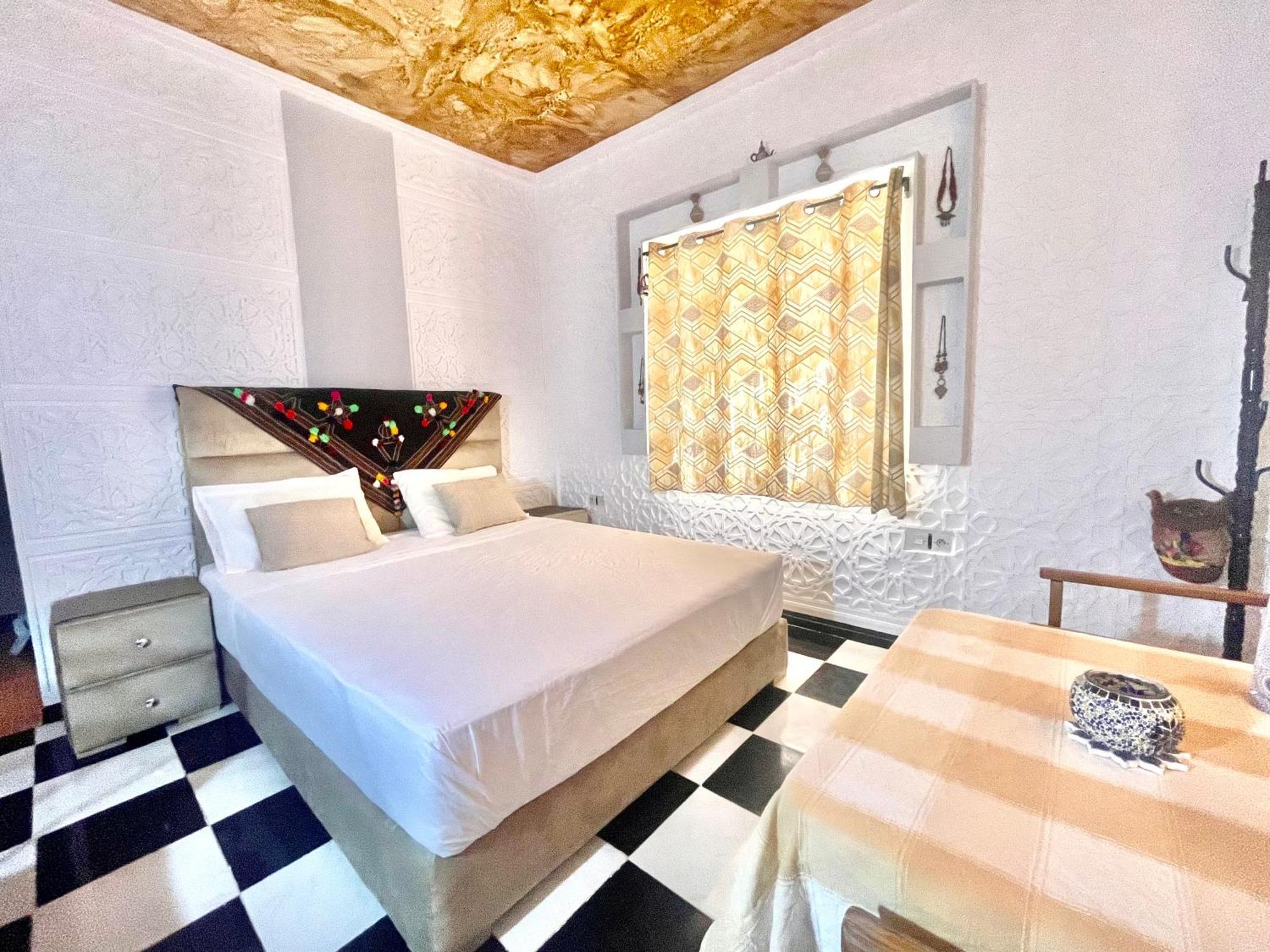 La Maison Traditionnelle Hotel Et Guesthouse 타프라우트 외부 사진