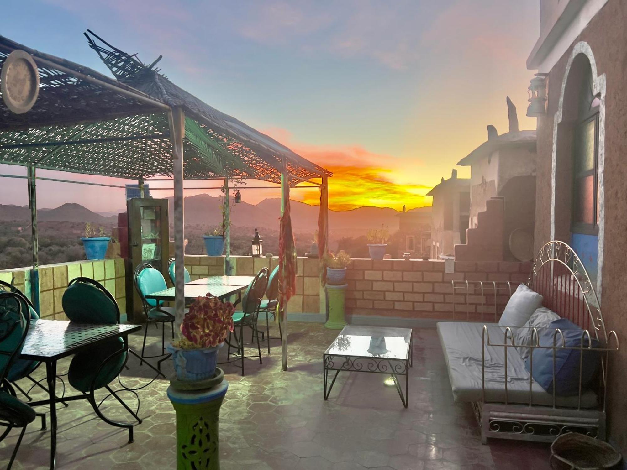 La Maison Traditionnelle Hotel Et Guesthouse 타프라우트 외부 사진